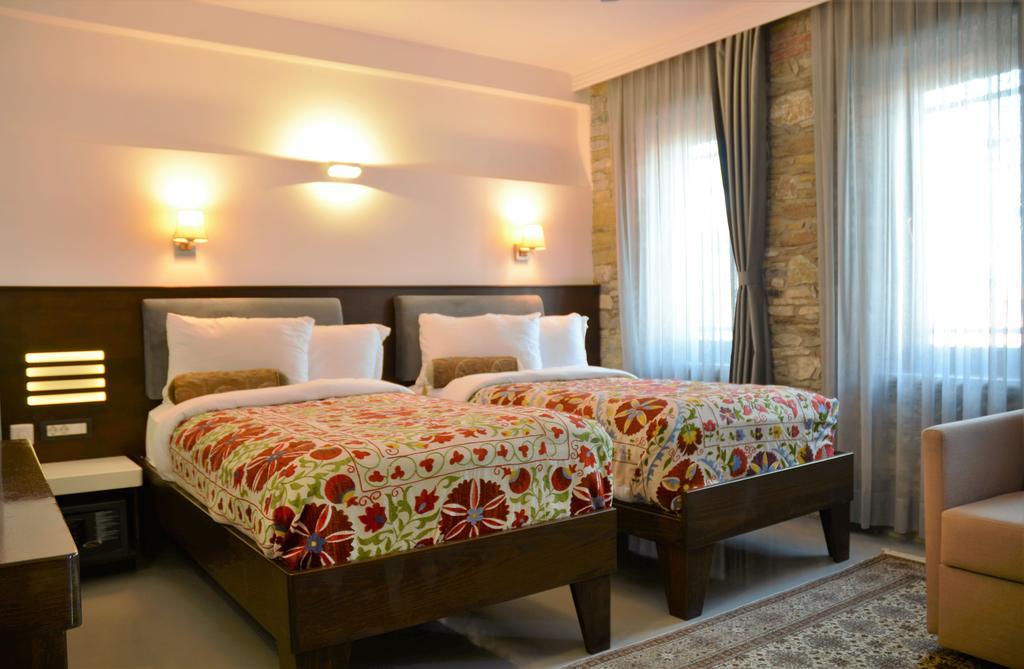 Ayasoluk Hotel & Restaurant Σελτσούκ Δωμάτιο φωτογραφία